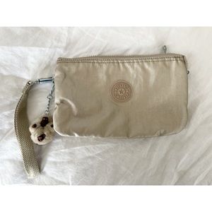 Kipling Creativity Wristlet